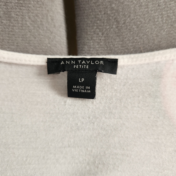 Ann Taylor tank - Picture 5 of 6